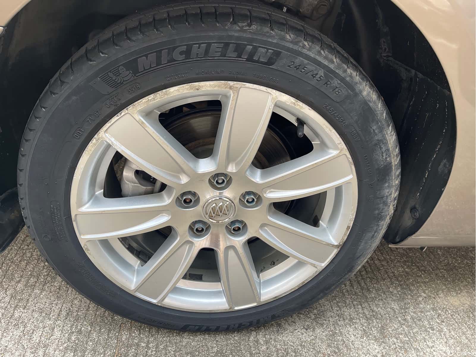 Buick LaCrosse, 2013 25