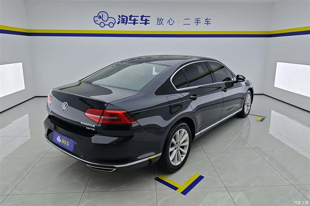 Volkswagen Magotan, 2019 3