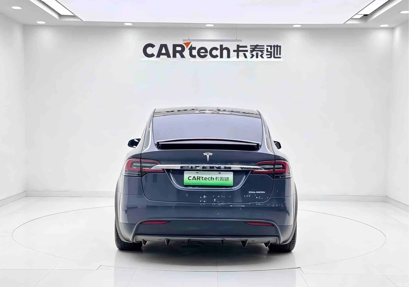 Tesla Model X, 2020 4