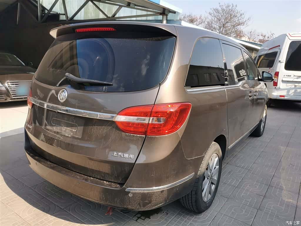 Buick GL8, 2017 7