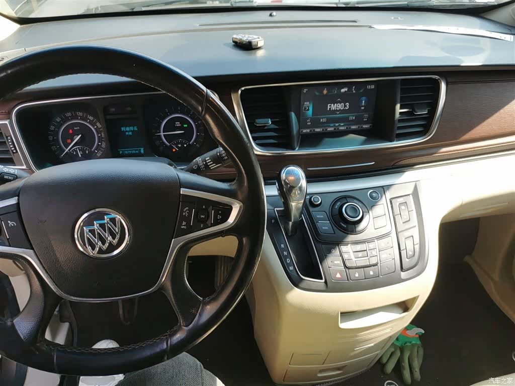 Buick GL8, 2017 10