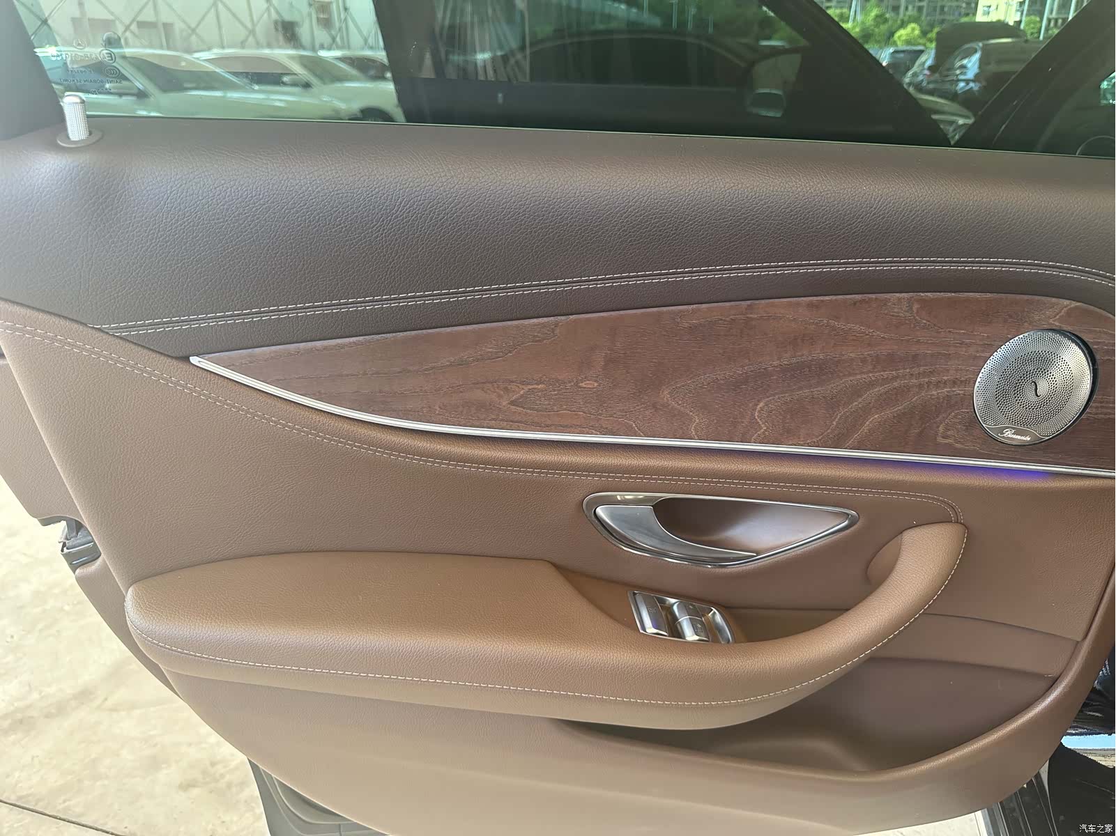 Mercedes-Benz E-Class, 2020 18