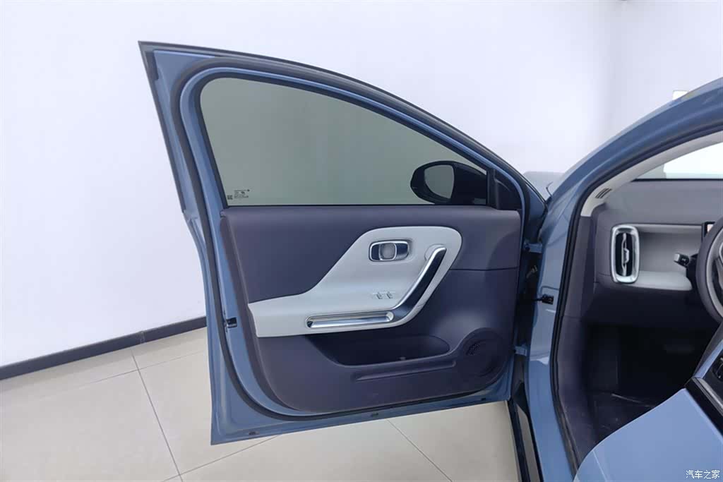 Leapmotor B01, 2025 7