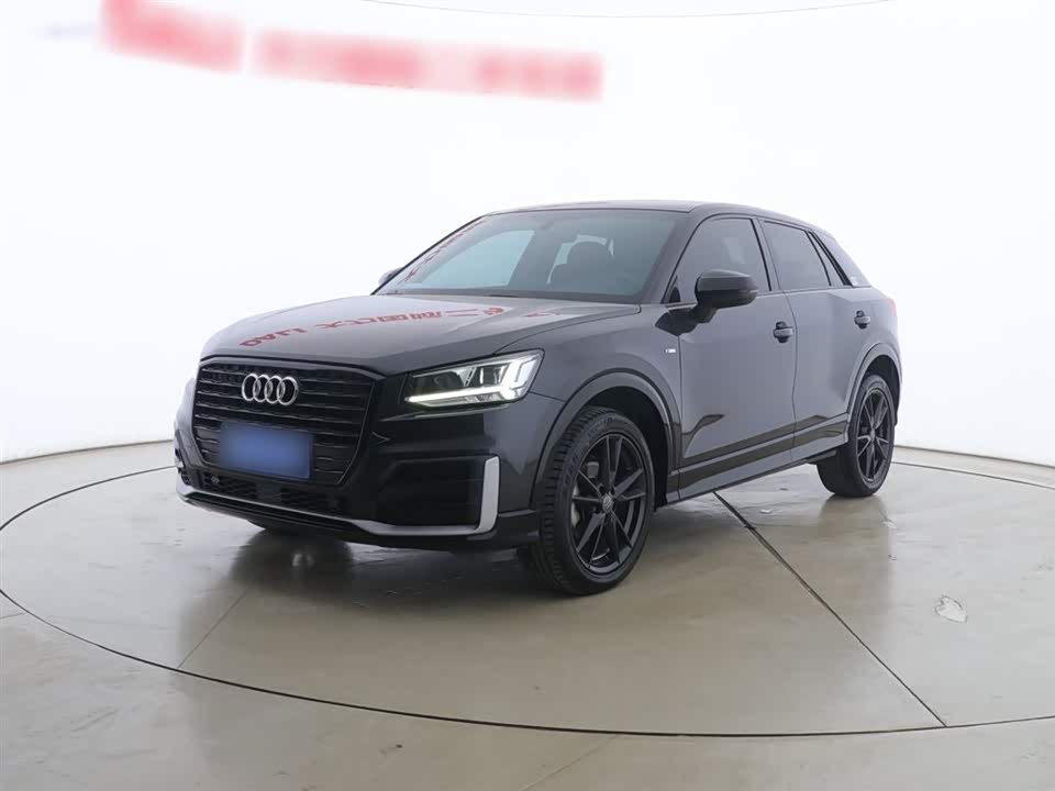Audi Q2L