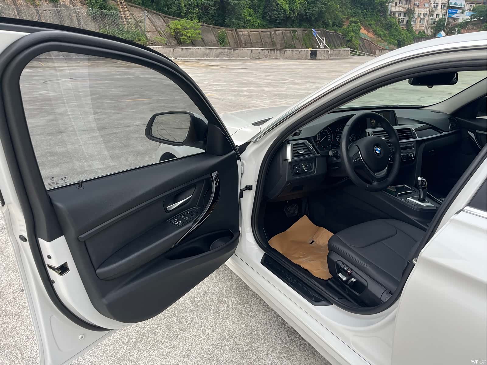 BMW 3 Series, 2017 14