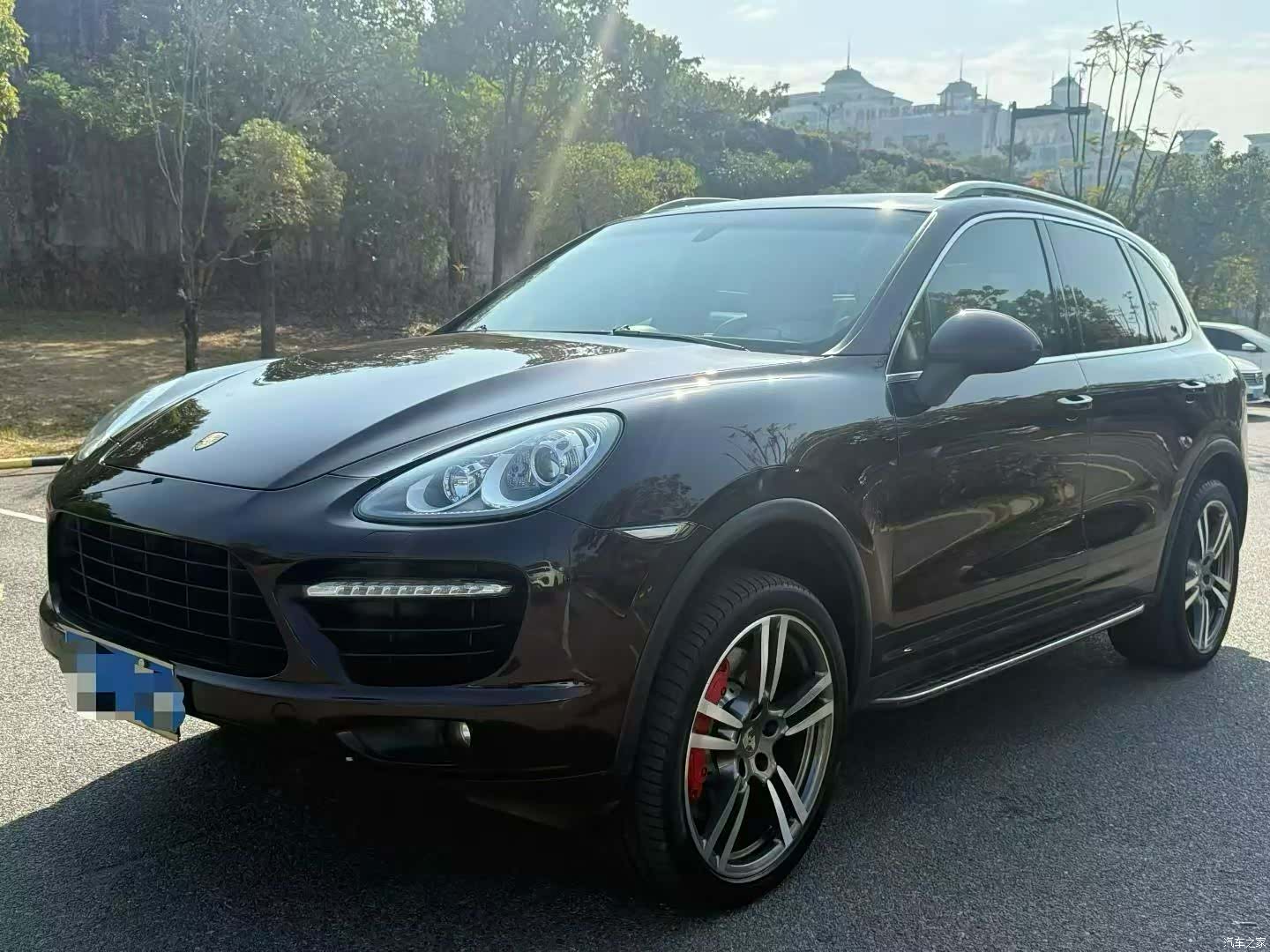 Porsche Cayenne, 2011 1