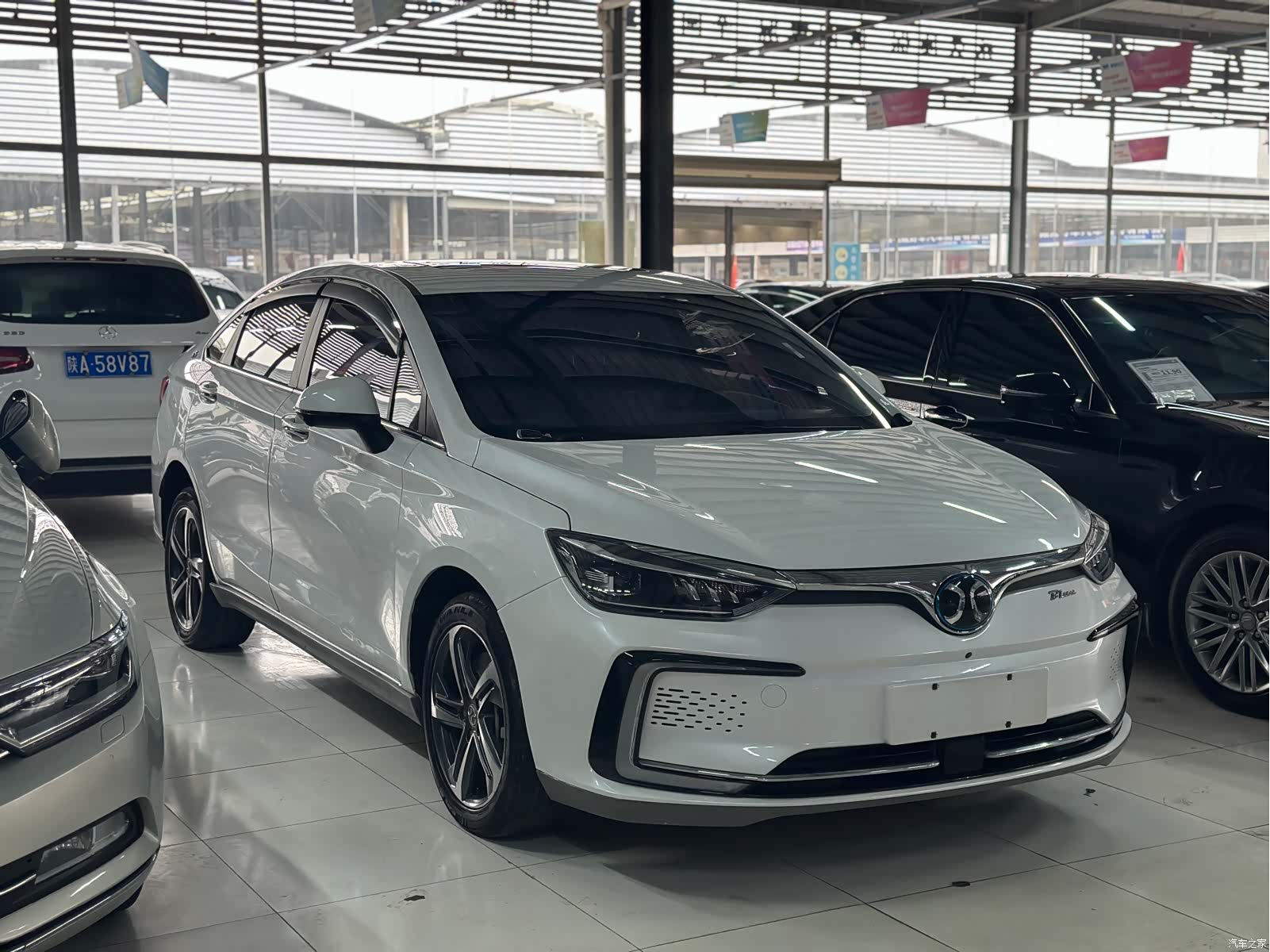BAIC EU5, 2018 3