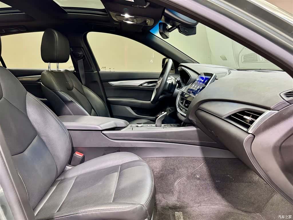 Cadillac CT5, 2023 30