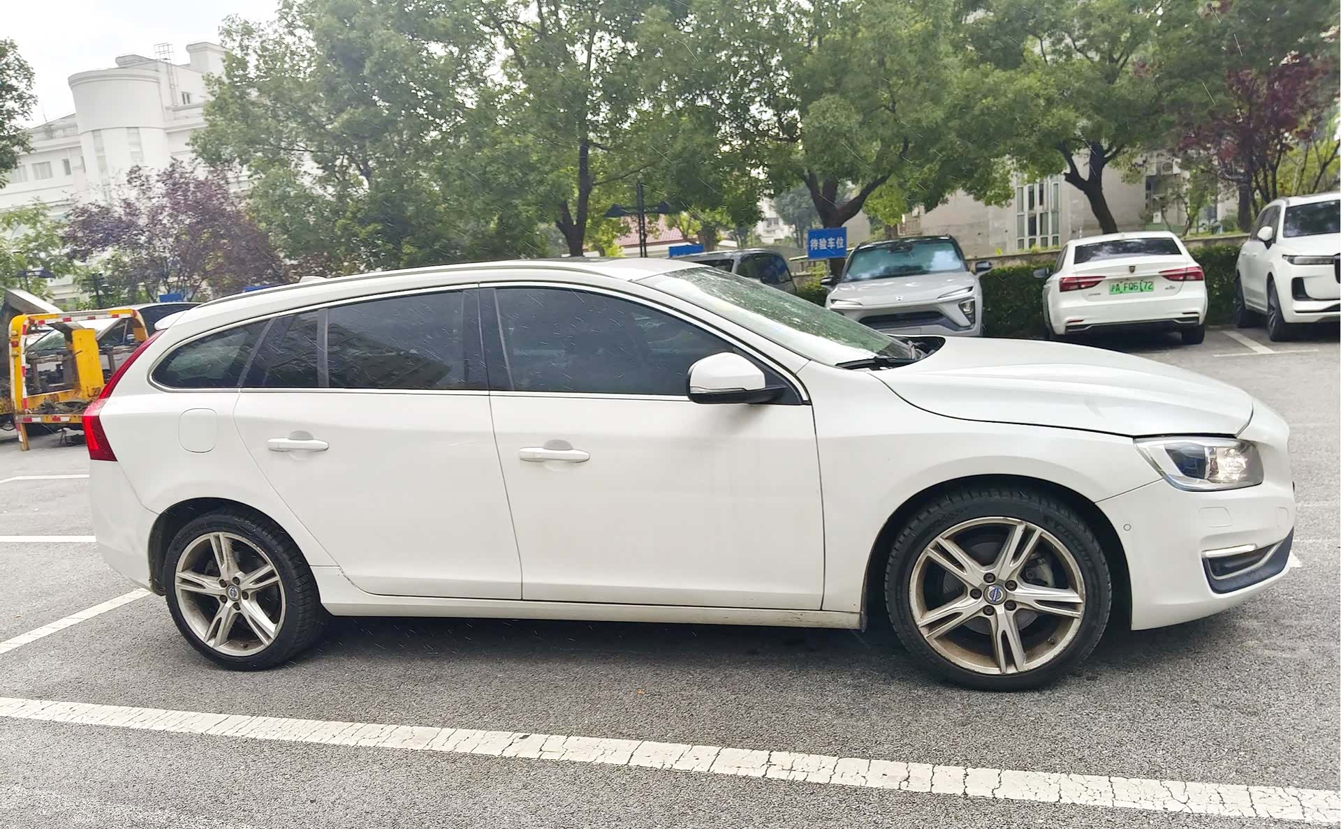 Volvo V60, 2017 3