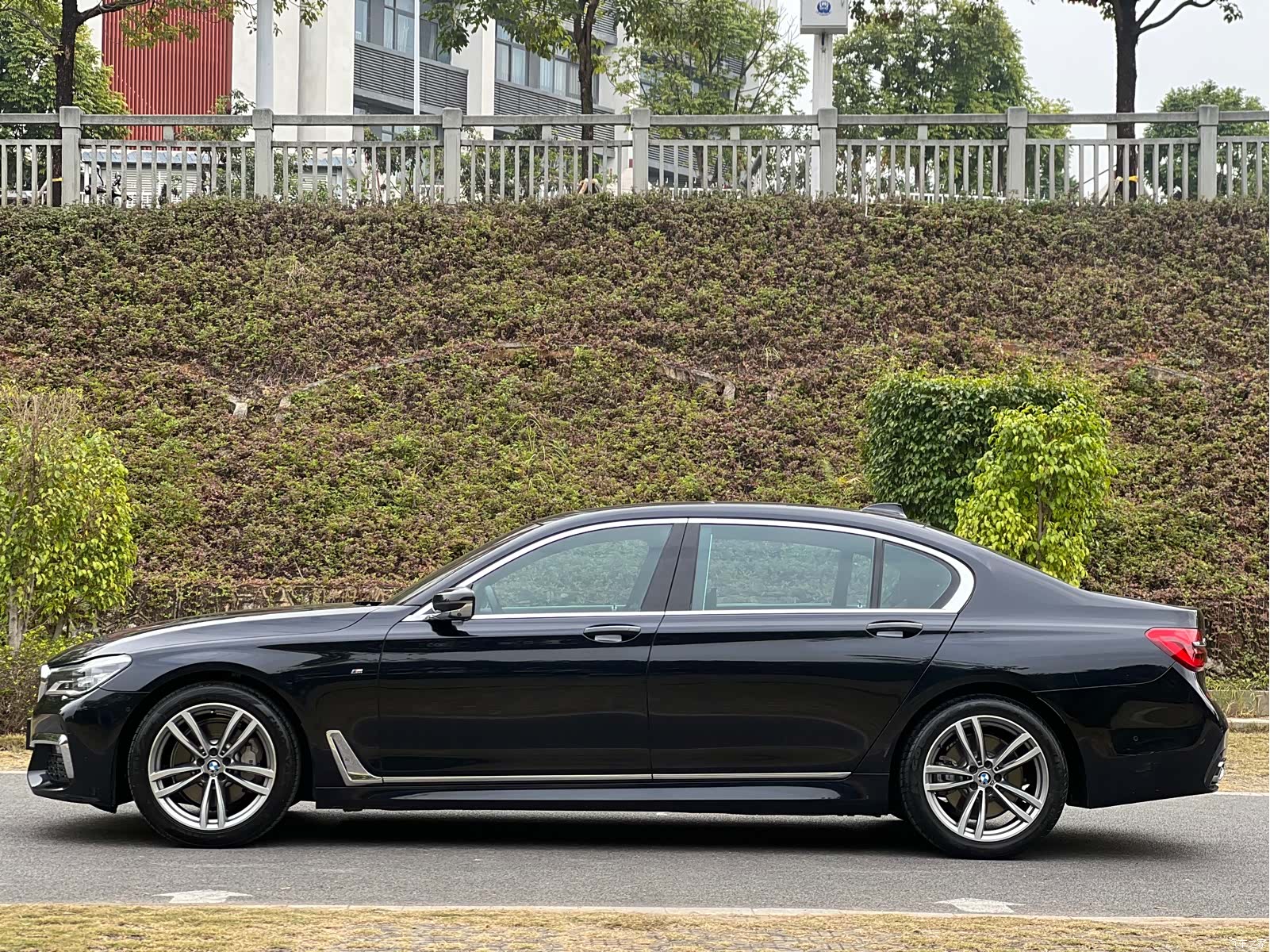 BMW 7 Series, 2018 4