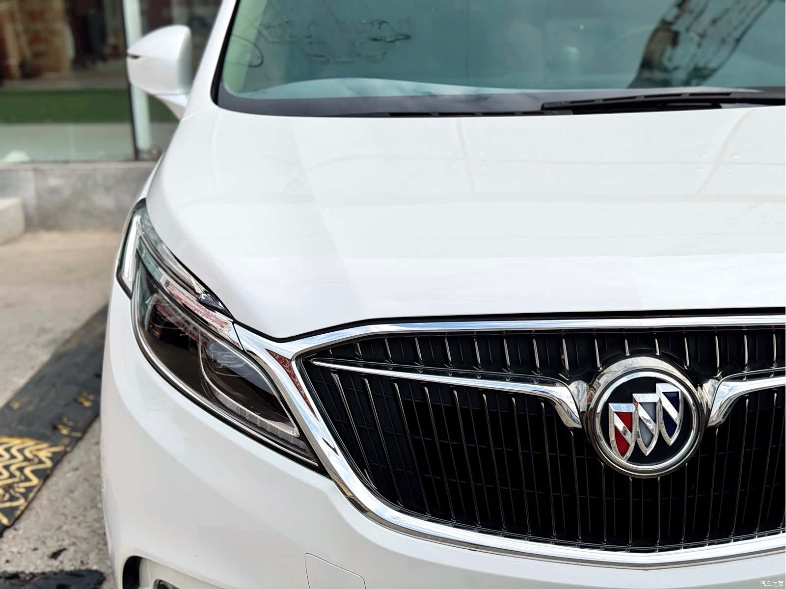 Buick GL8, 2018 7
