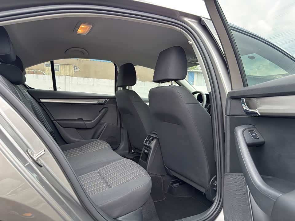 Skoda Octavia Skoda Octavia