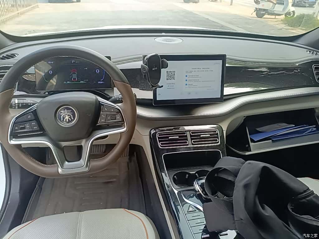 BYD Qin, 2024 13