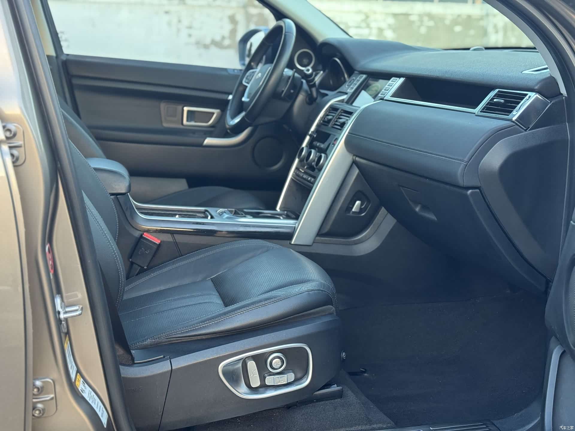 Land Rover Discovery, 2016 15