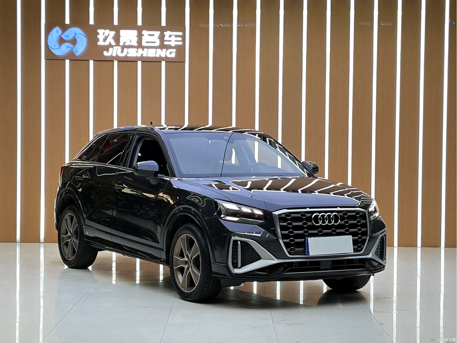 Audi Q2L, 2022 2