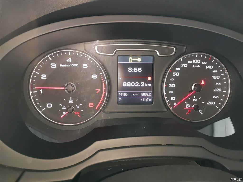 Audi Q3, 2016 12