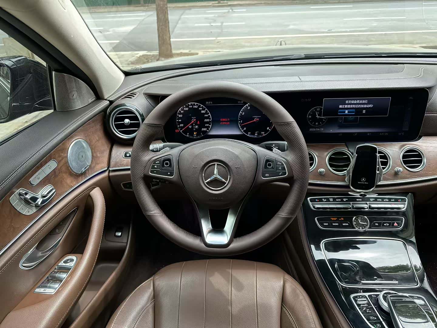Mercedes-Benz E-Class, 2017 3