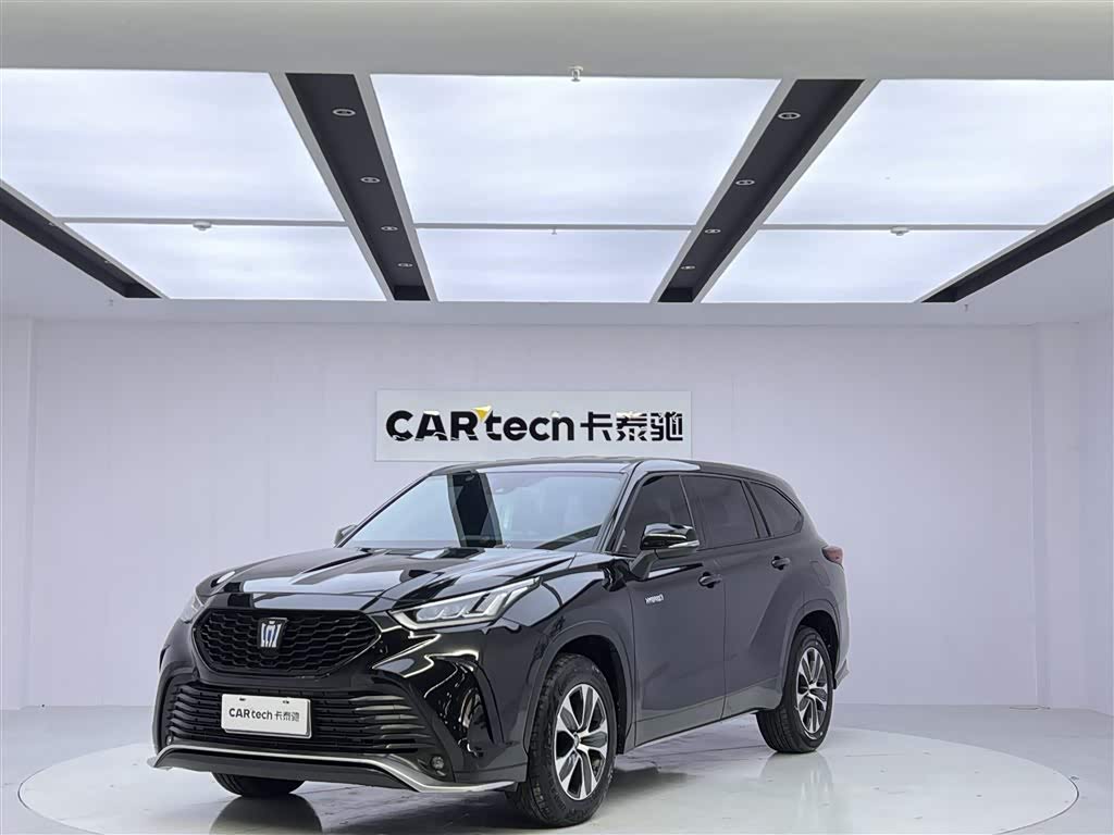 Toyota Crown Kluger