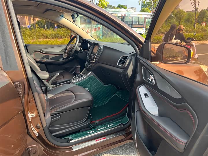 Baojun 560 2016 1.8L iAMT Люкс