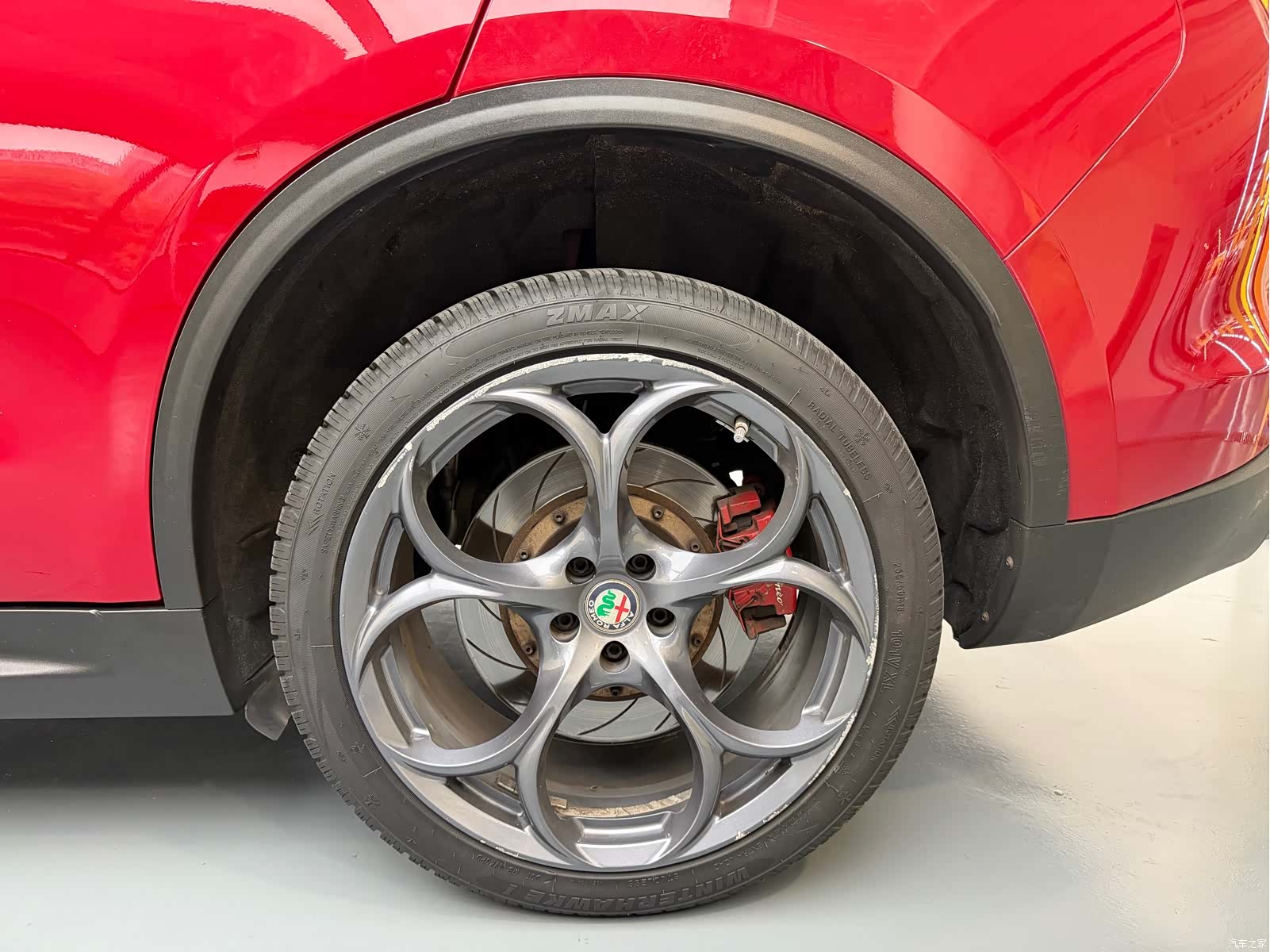 Alfa Romeo Stelvio, 2019 16