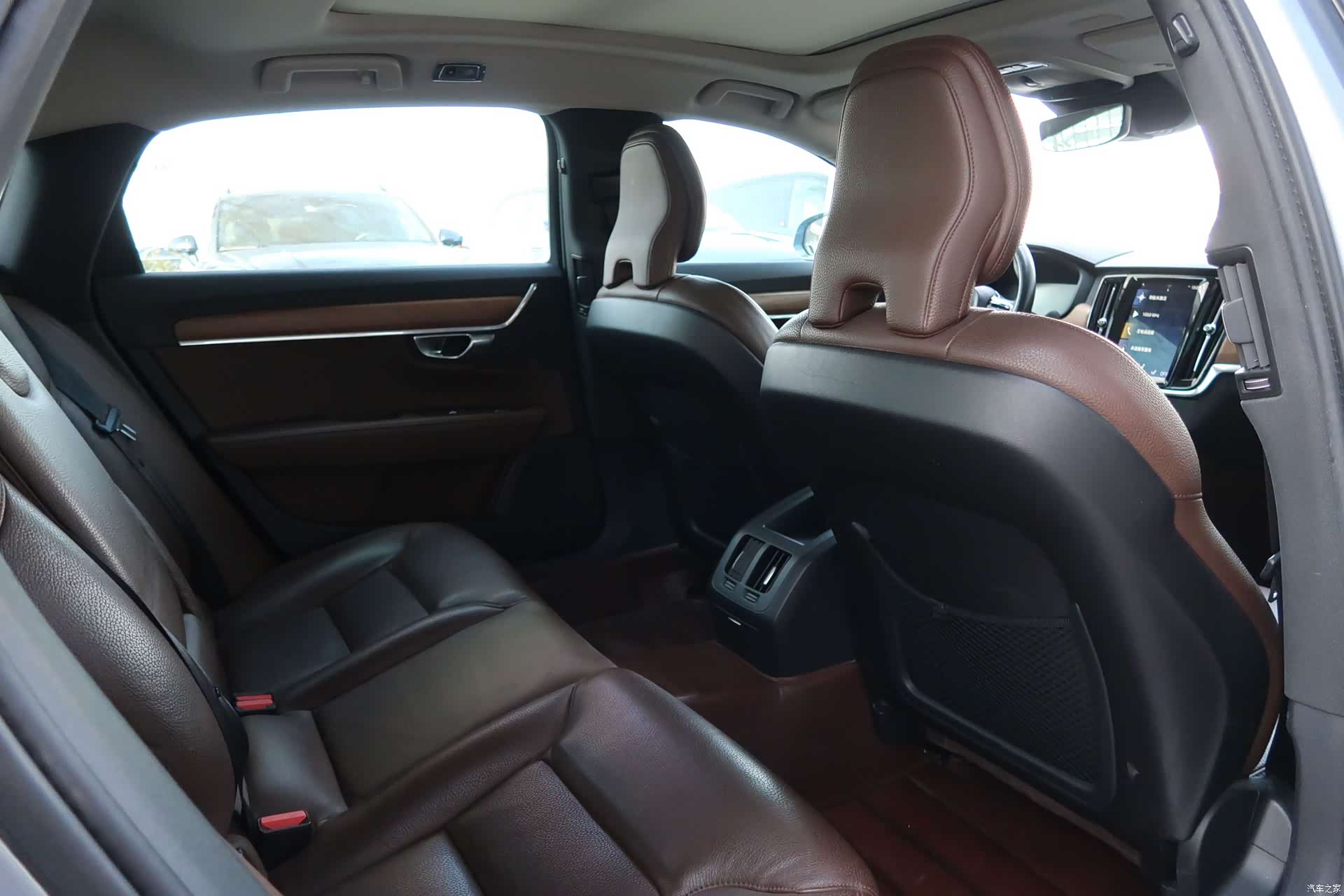 Volvo S90, 2019 10