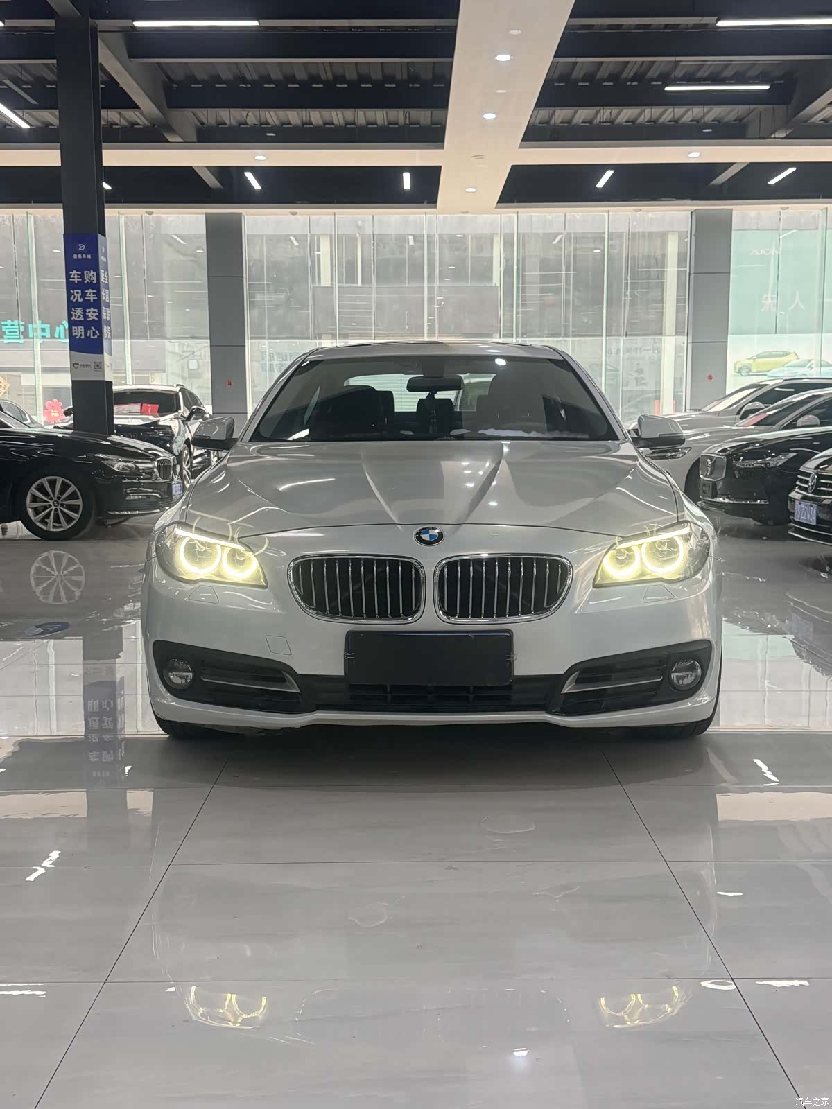 BMW 5 Series, 2015 4