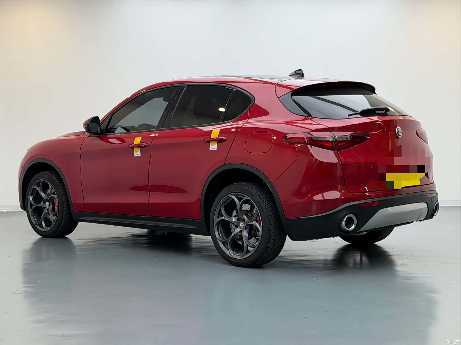 Alfa Romeo Stelvio, 2019 6