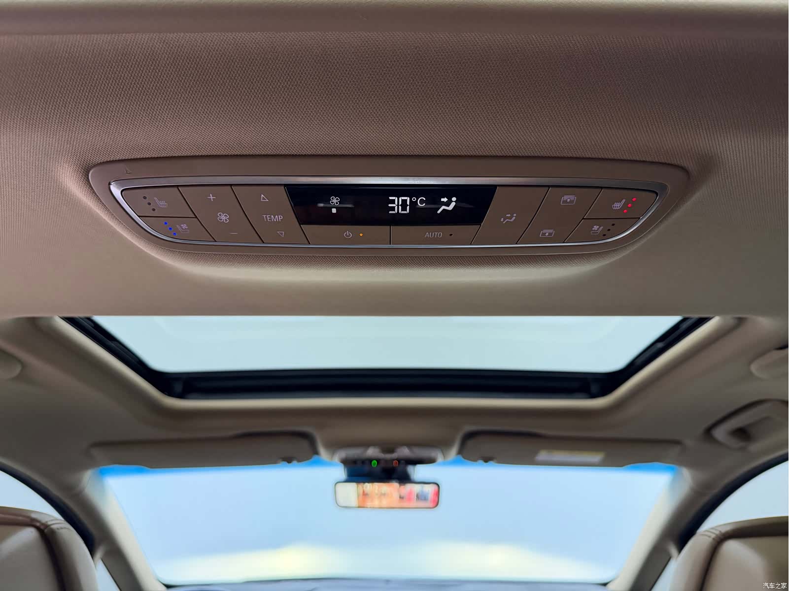 Buick GL8, 2021 14