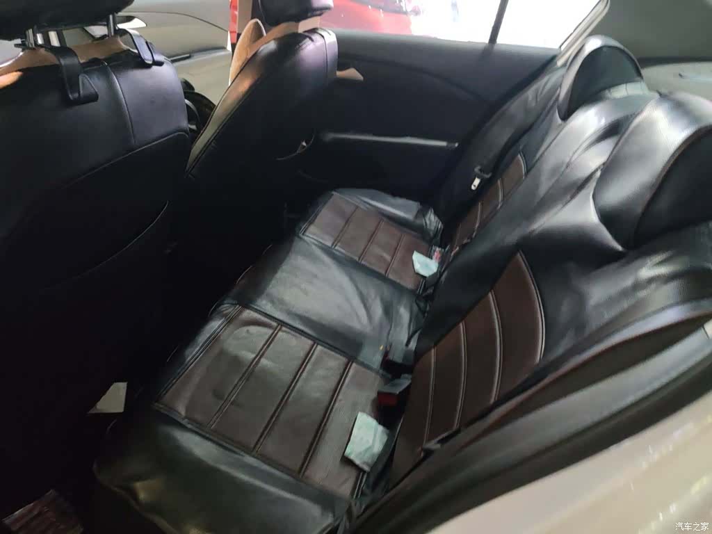 Chevrolet 320, 2019 13