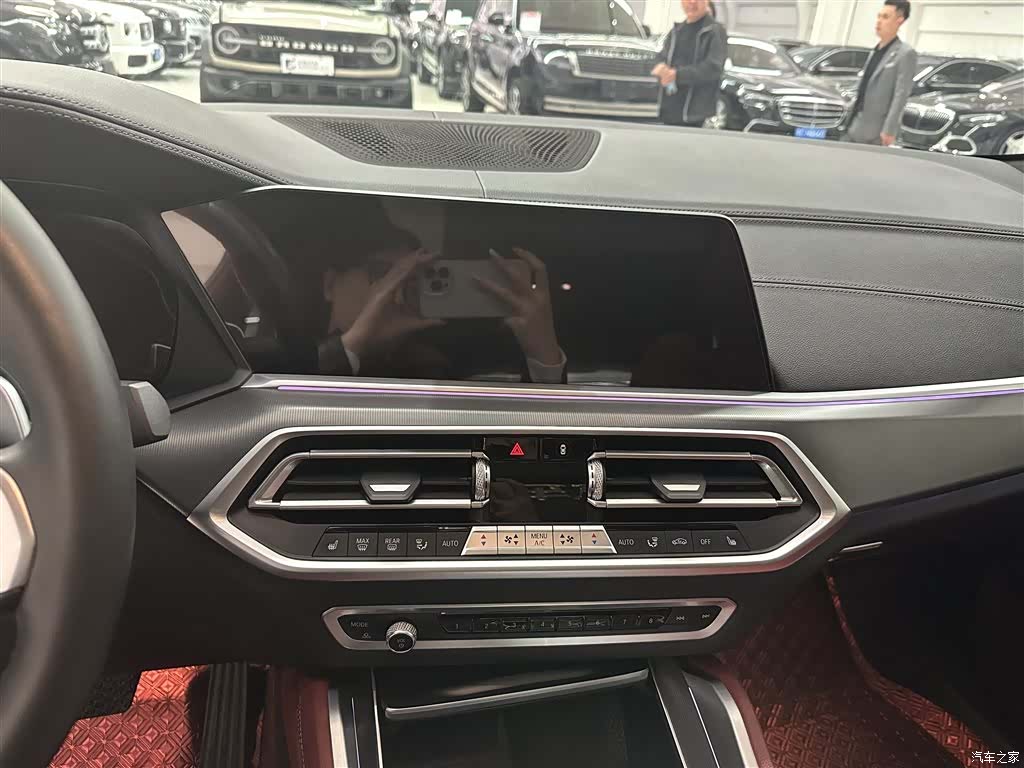 BMW X6, 2021 9