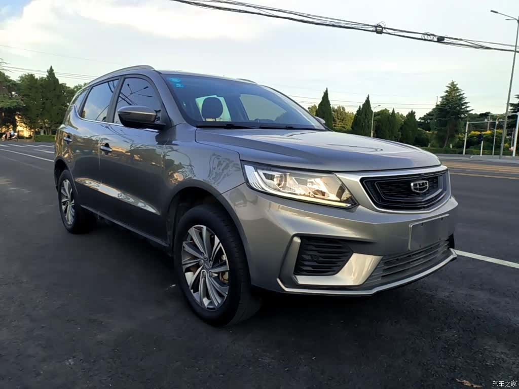 Geely X6, 2020 4