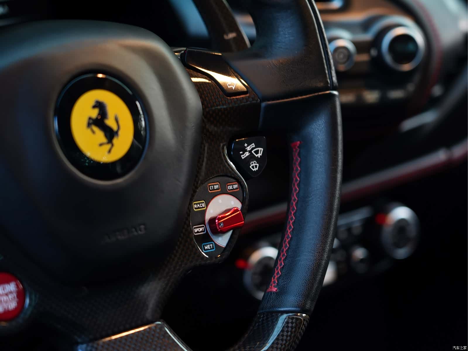 Ferrari 488, 2018 22