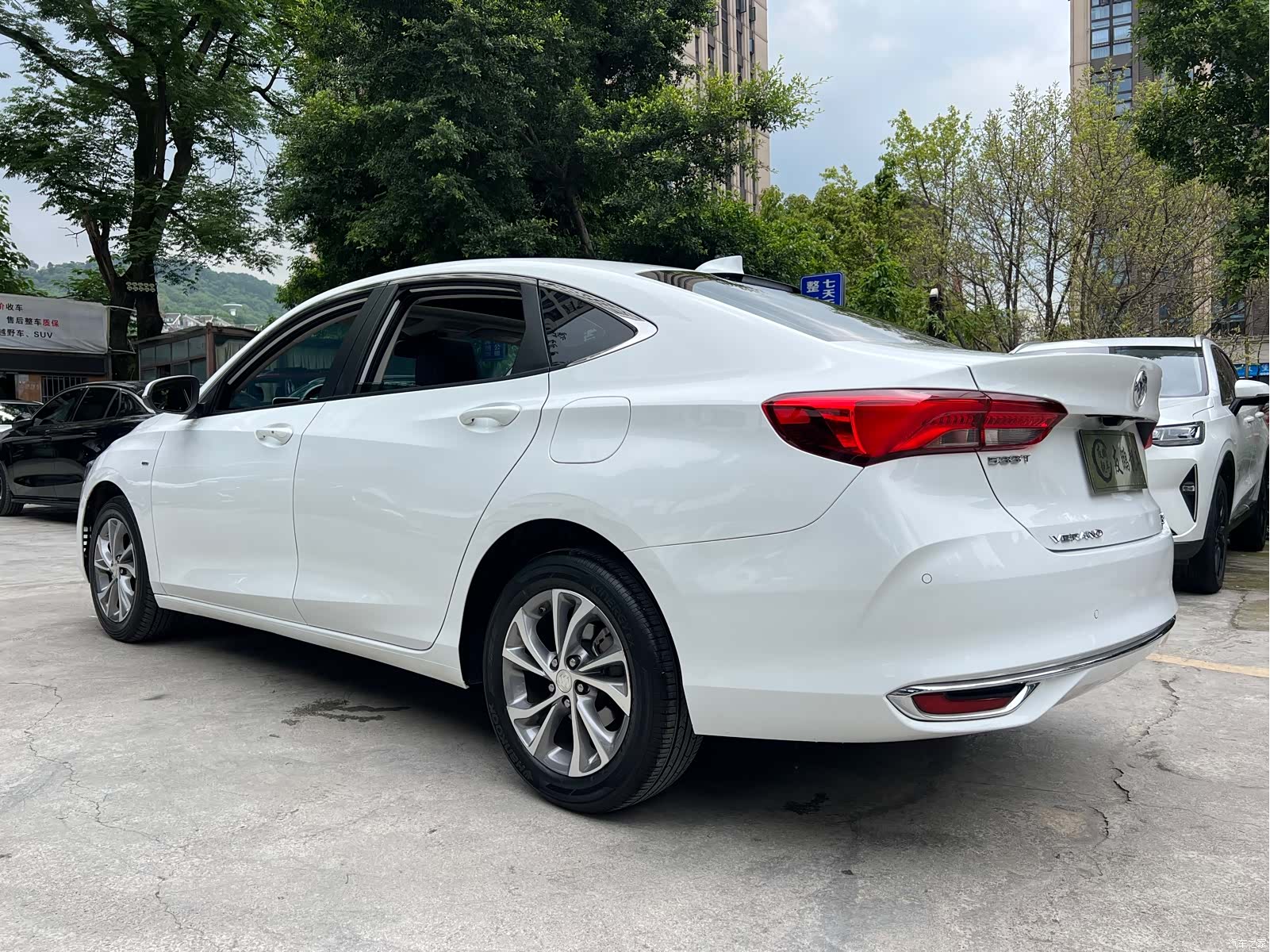 Buick Verano, 2022 19
