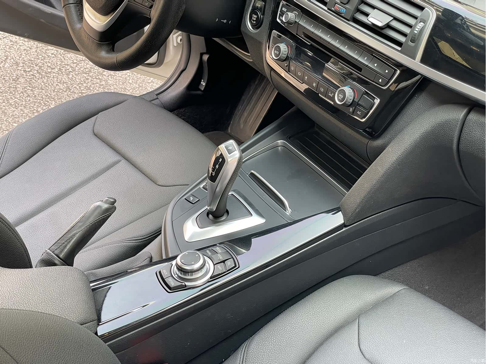 BMW 3 Series, 2016 14