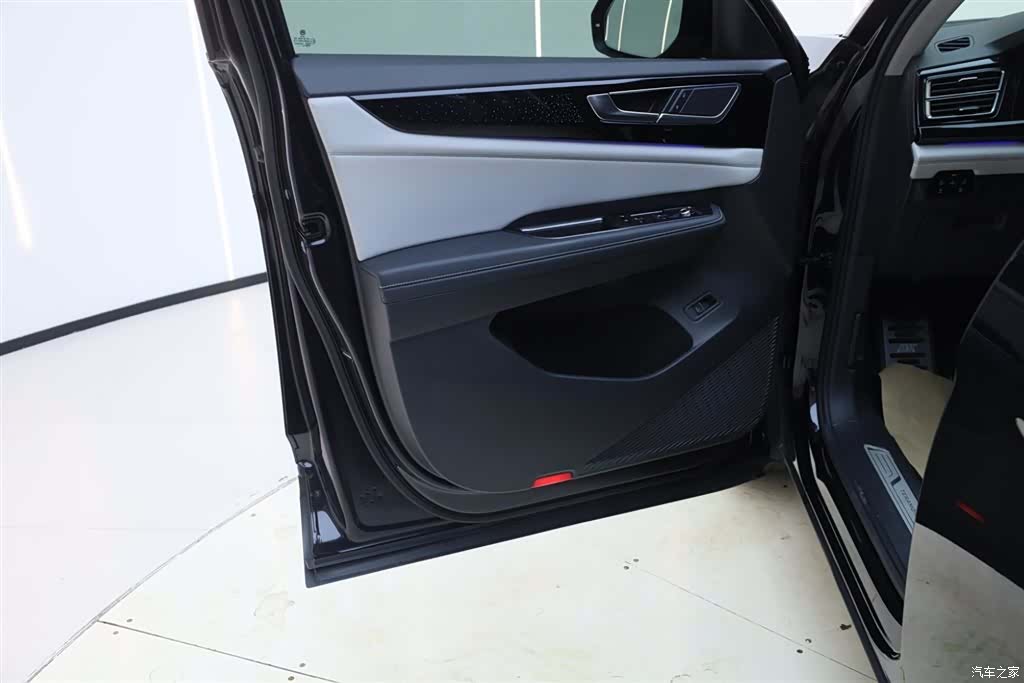 Volkswagen Teramont, 2023 16