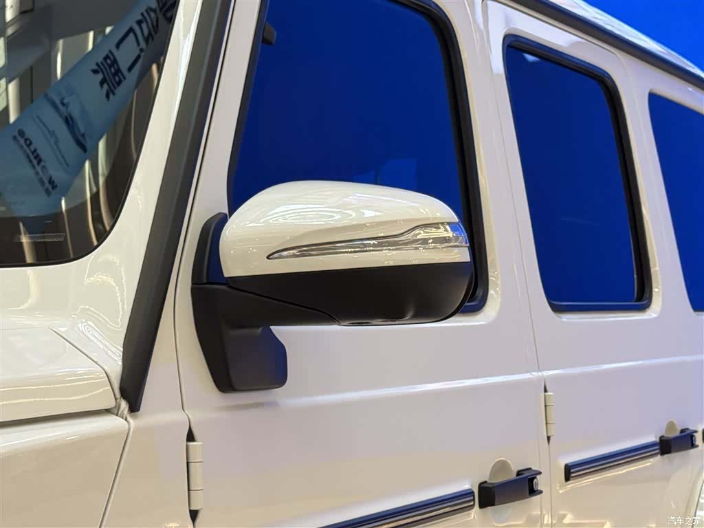Mercedes-Benz G-Class, 2022 29