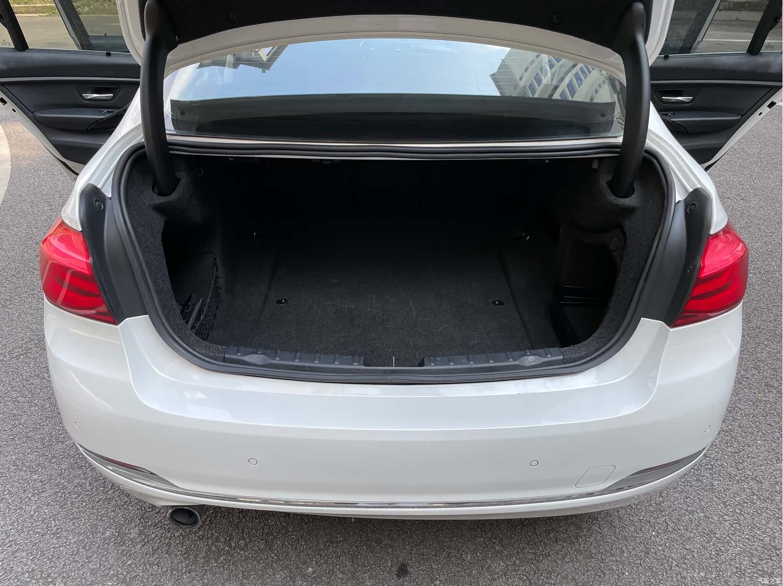 BMW 3 Series, 2016 18