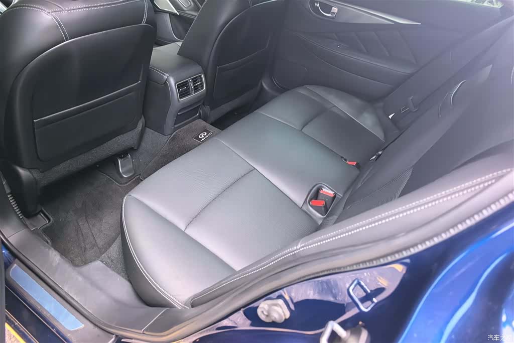 Infiniti Q50L, 2020 11