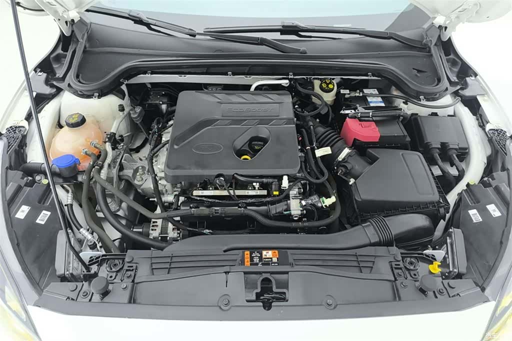 Ford Focus, 2021 10