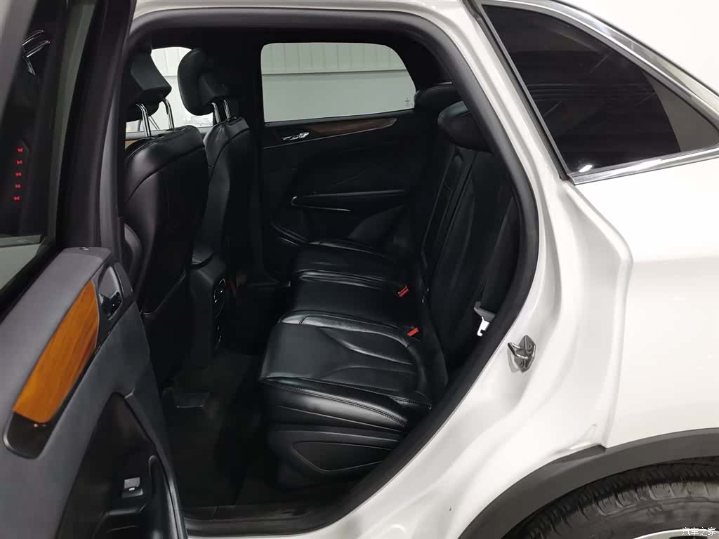 Lincoln MKC, 2019 15