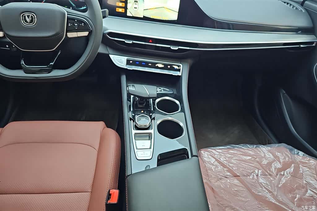 Changan Eado, 2025 16
