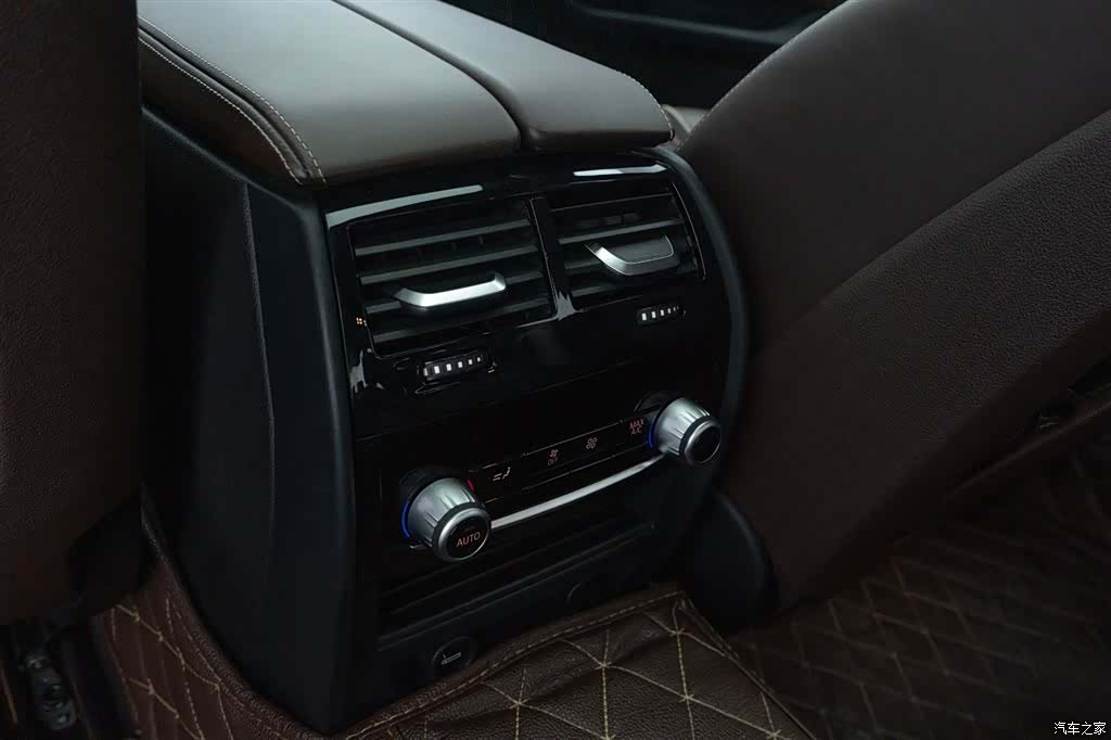 BMW 5 Series, 2017 23