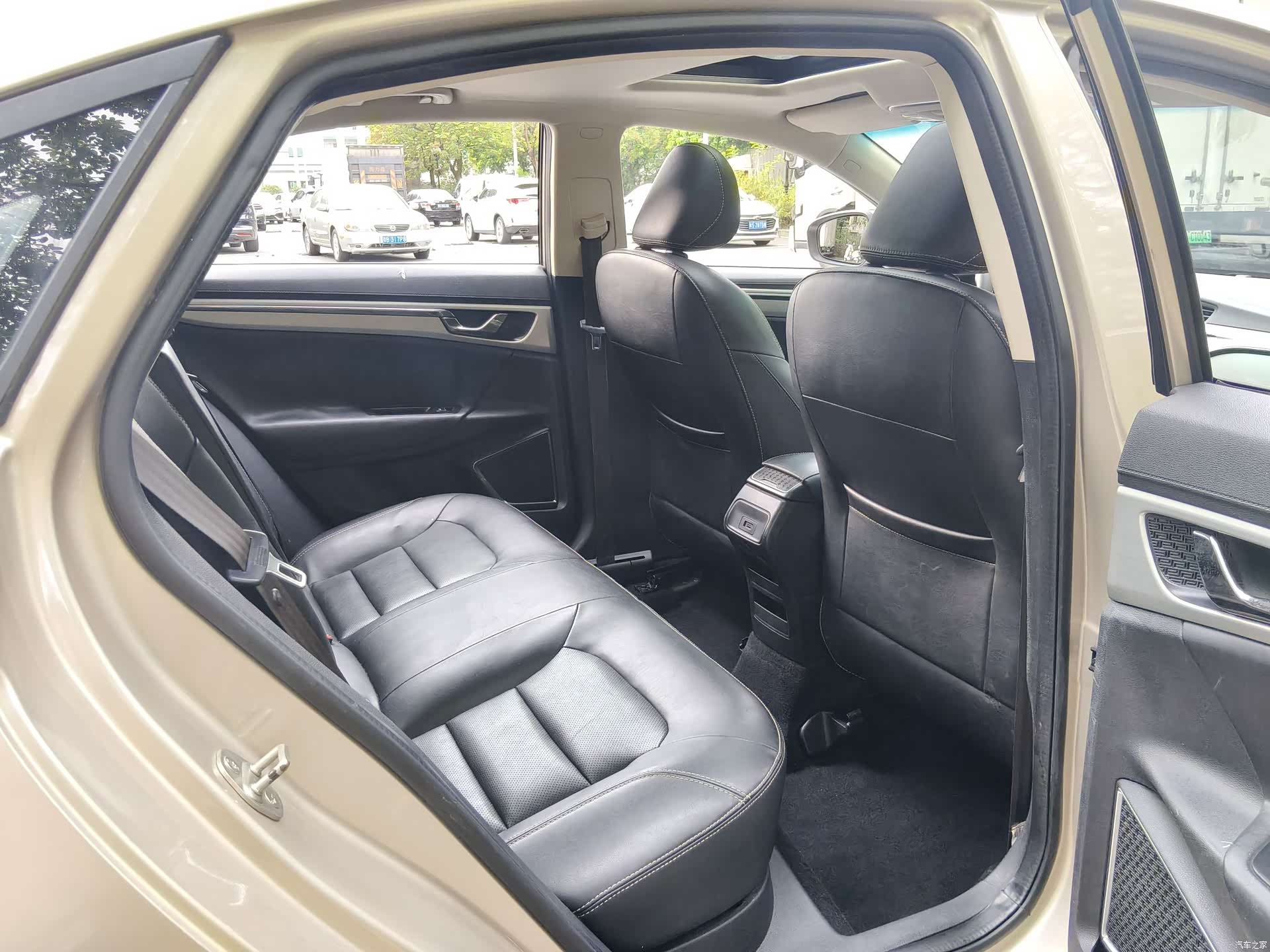 Geely Emgrand, 2016 20