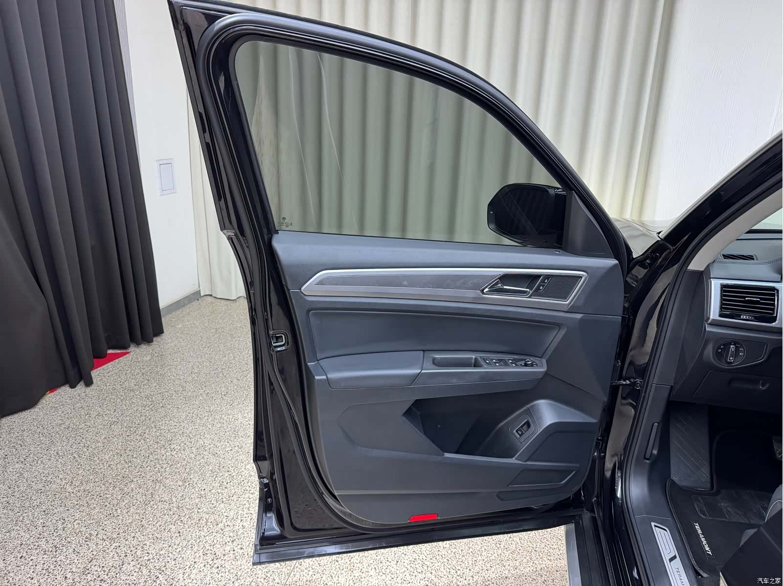 Volkswagen Teramont, 2018 10