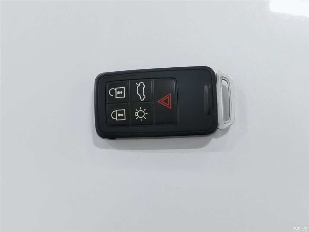 Volvo S60, 2015 19