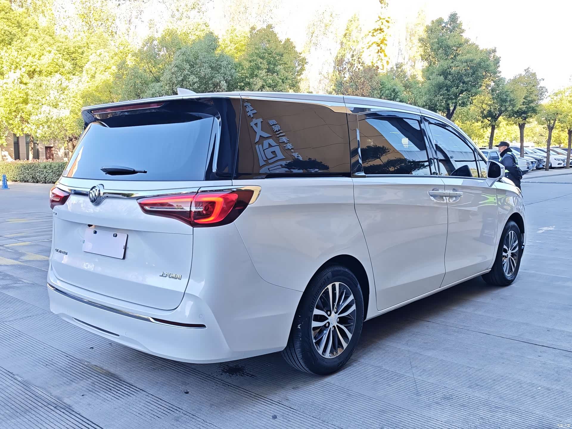 Buick GL8, 2021 4