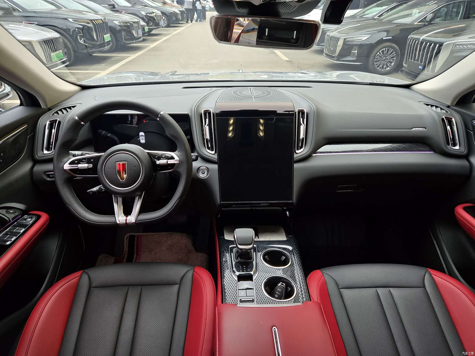Hongqi HS3, 2024 11