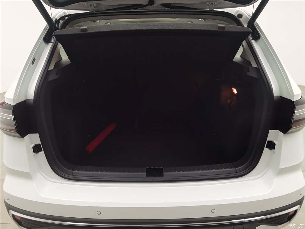 Volkswagen Tharu, 2024 16