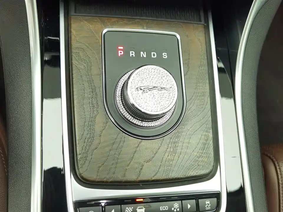 Jaguar XFL Jaguar XFL