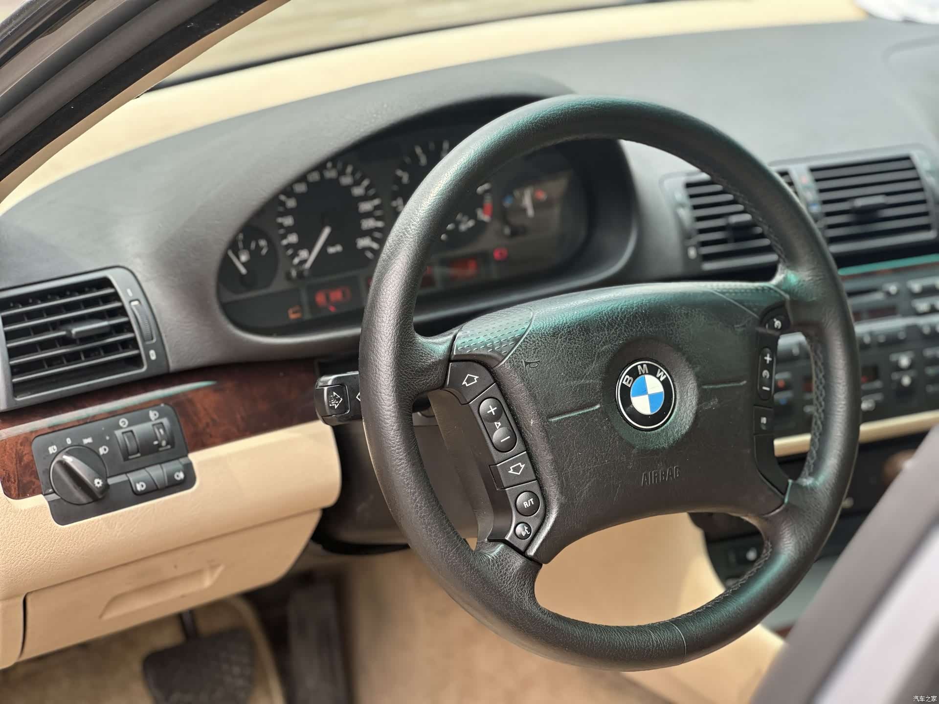 BMW 3 Series, 2005 25